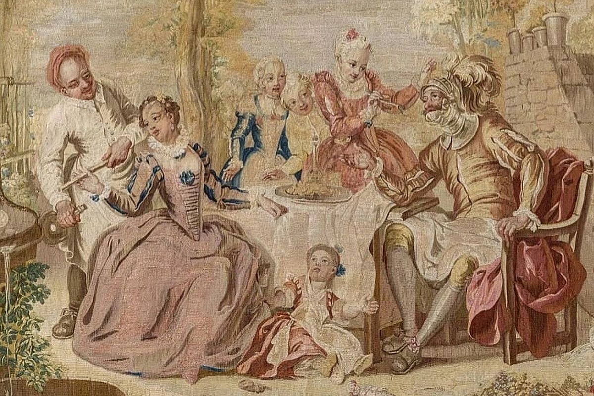 Реставраторы выполнили трудоемкую и очень кропотливую работу - они восполнили многочисленные утраты в технике, которая имитировала шпалерное ткачество.