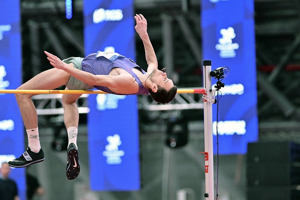 Данилу Лысенко для победы хватило высоты 2,30 м. Но у него есть потенциал брать планку выше.