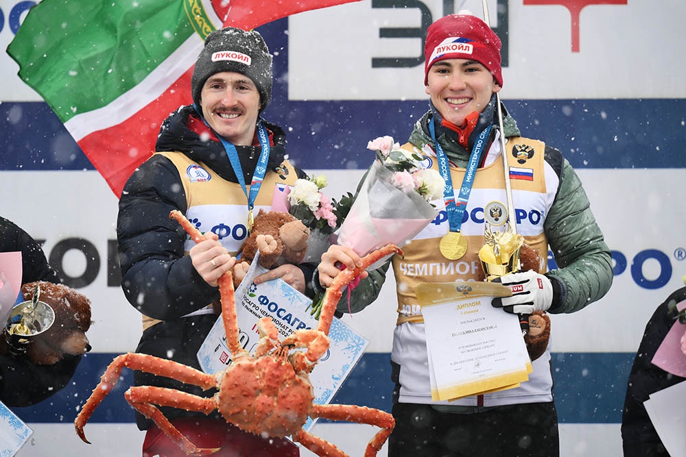 На Сахалине Сергей Ардашев вдоволь полакомился призовыми крабами. На Сахалине Сергей Ардашев вдоволь полакомился призовыми крабами.