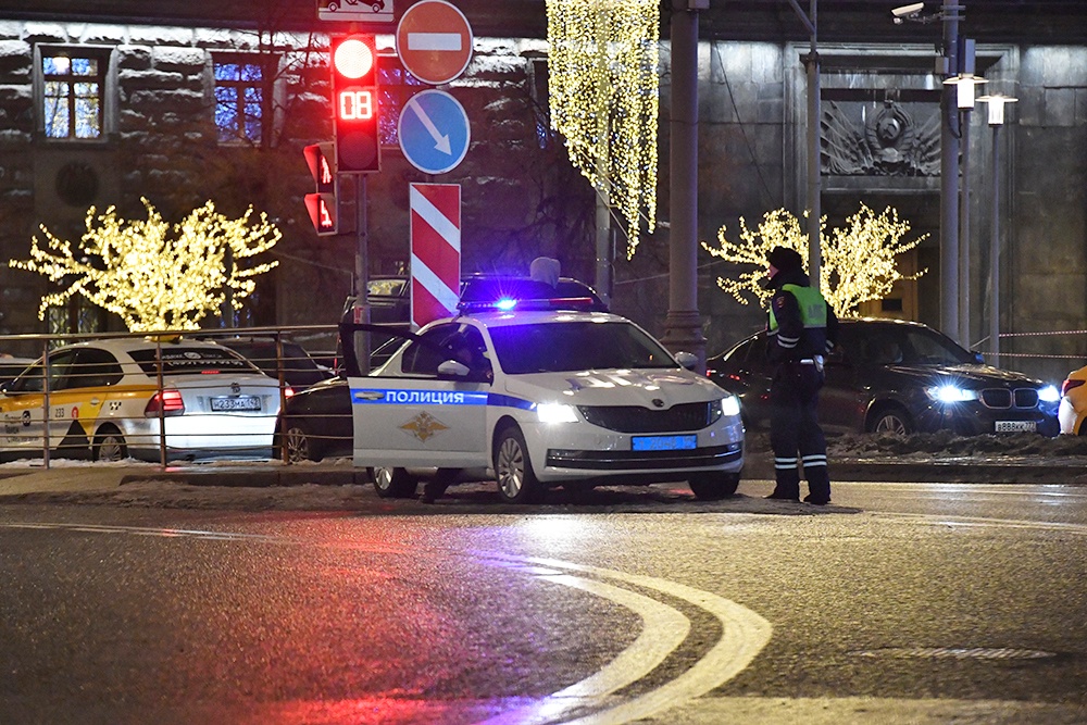 За выезд на встречку не накажут в одном случае: если совершается "в случае крайней необходимости".