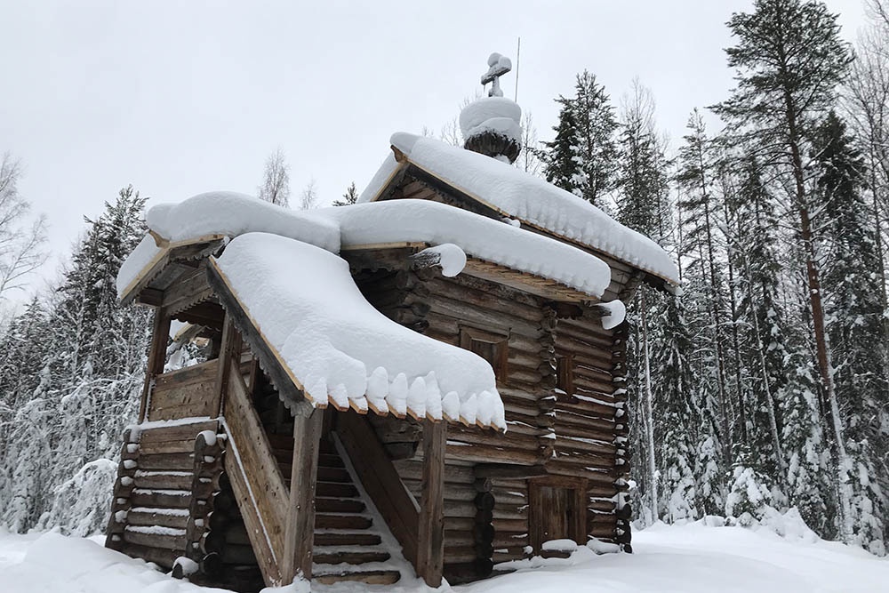 Частью маршрута стал красивейший знаменитый музей деревянного зодчества "Малые Корелы" под Архангельском.