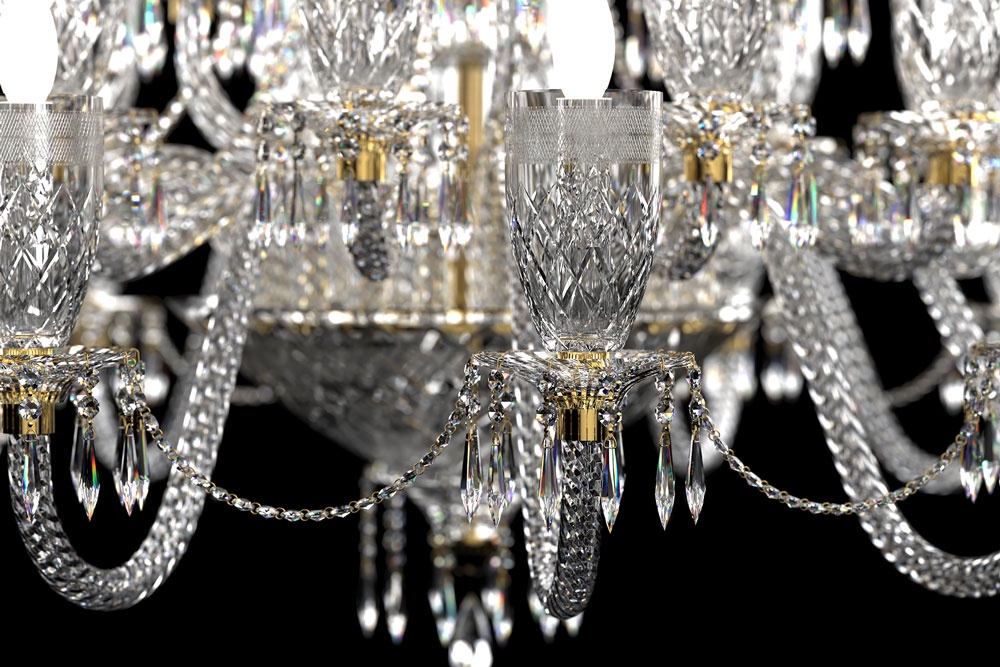 Фрагмент парадной люстры "Екатерина" в классическом стиле. Avdeev Crystal впервые представил коллекцию авторского освещения, вдохновленную образами России