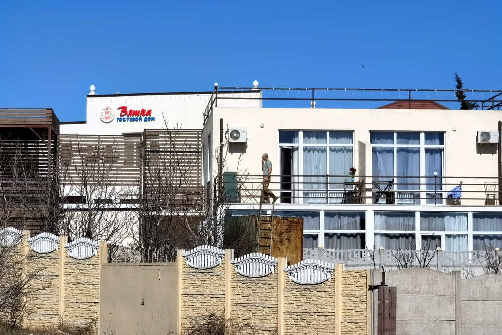 Владельцы гостевых домов считают несправедливым применять для них коммерческие тарифы на ЖКУ.