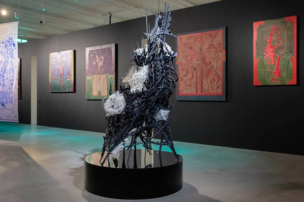 Темные или не темные века на дворе, они - наши. Других веков у Хроноса для нас нет