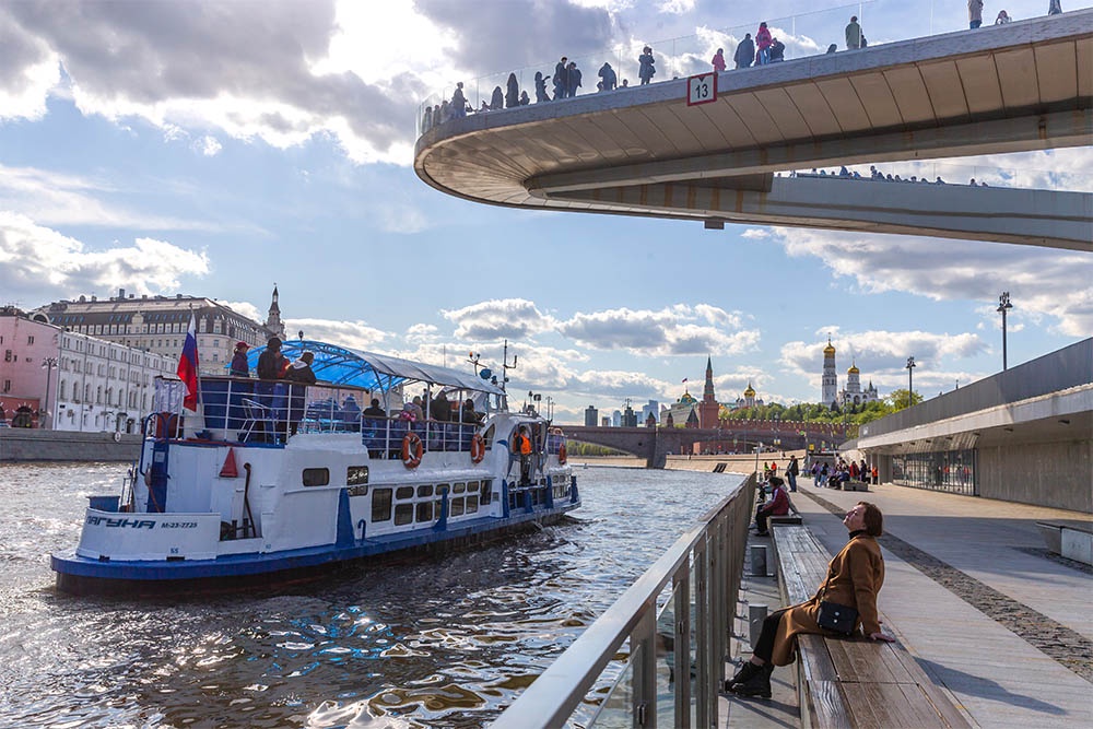 В последние годы речной туризм в России стал реальной альтернативой дорогим заморским круизам. В последние годы речной туризм в России стал реальной альтернативой дорогим заморским круизам.