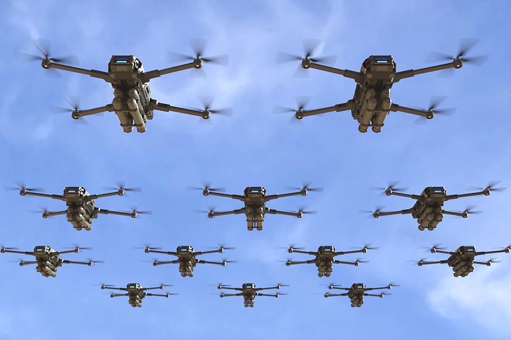 Вершиной ударных систем является "рой" - масса автономных самоуправляемых беспилотников.