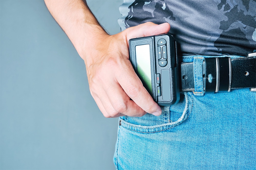 Покупая пейджер, пользователь получает нерабочий сувенир из 90-х.