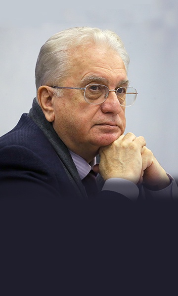 Михаил Пиотровский