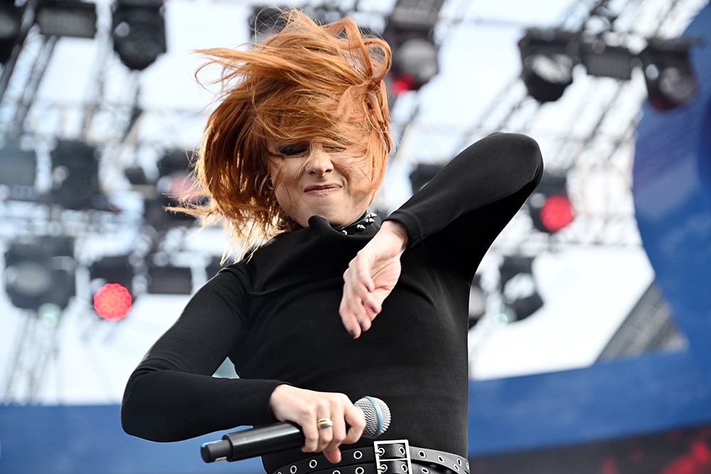 На концертах Юли Савичевой нервы и эмоции зашкаливают.