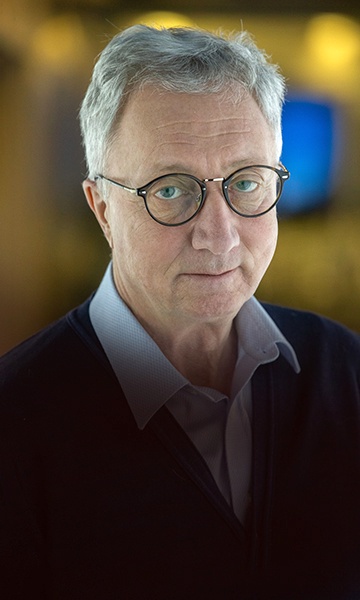 Валерий Выжутович, политический обозреватель.