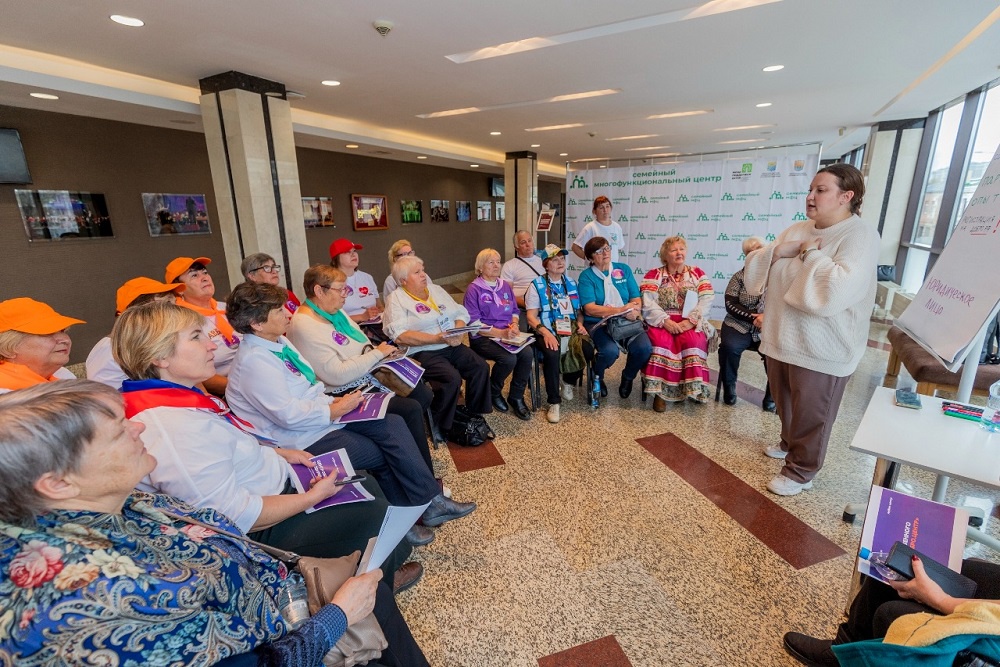 Алтайские серебряные волонтеры готовы учиться, чтобы помогать другим Алтайские серебряные волонтеры готовы учиться, чтобы помогать другим