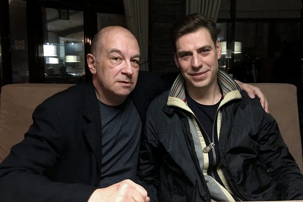 Продюсер Анатолий Сивушов и актер Дмитрий Дюжев. Продюсер Анатолий Сивушов и актер Дмитрий Дюжев.