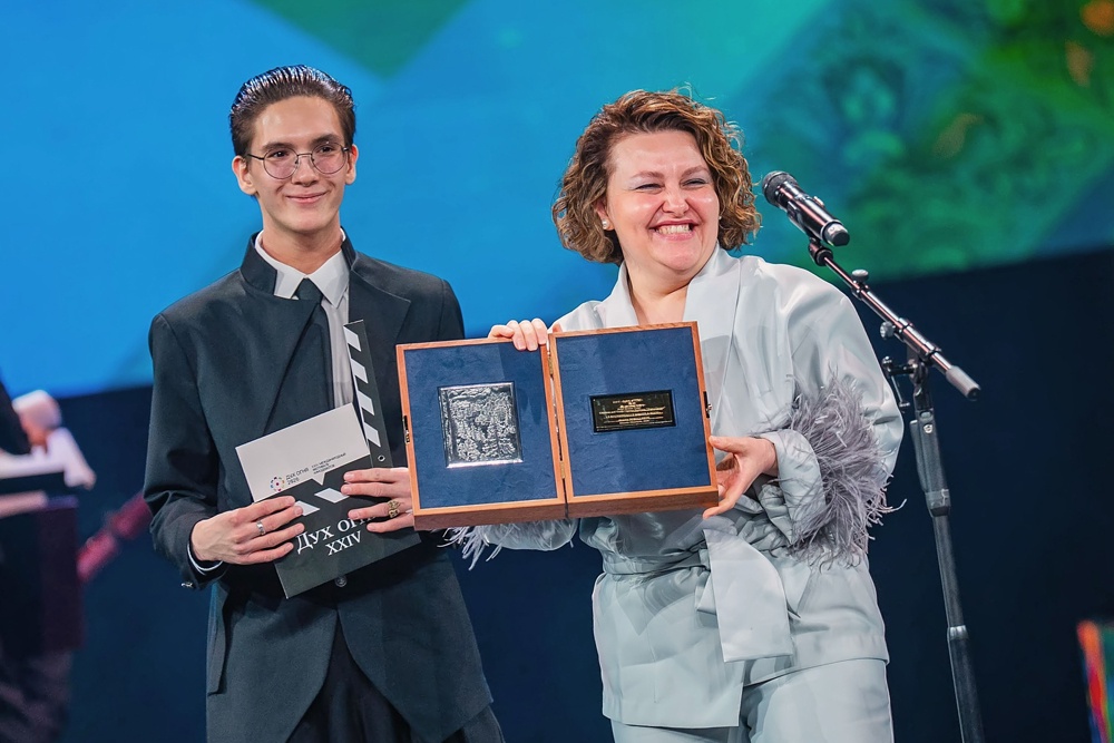 Куратор программы "Твое кино" Екатерина Бордачева посмотрела двести фильмов на фестивалях по всему миру, а в Ханты-Мансийск привезла только пять.