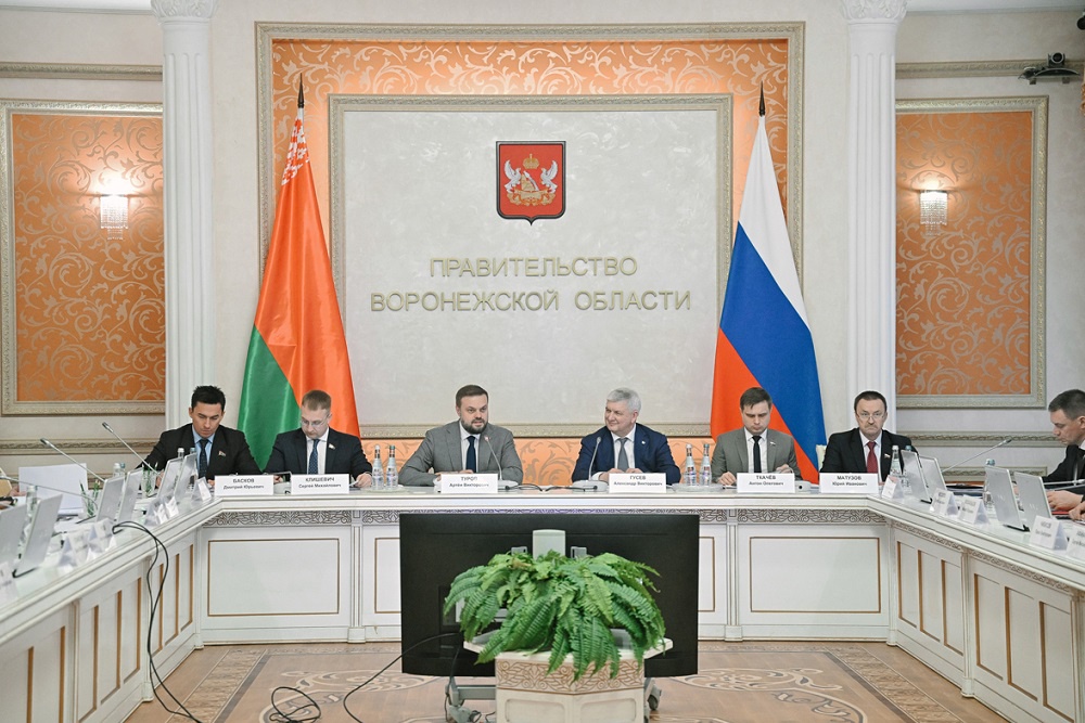 На историческом фундаменте сегодня строятся новые совместные проекты с белорусской стороной. На историческом фундаменте сегодня строятся новые совместные проекты с белорусской стороной.