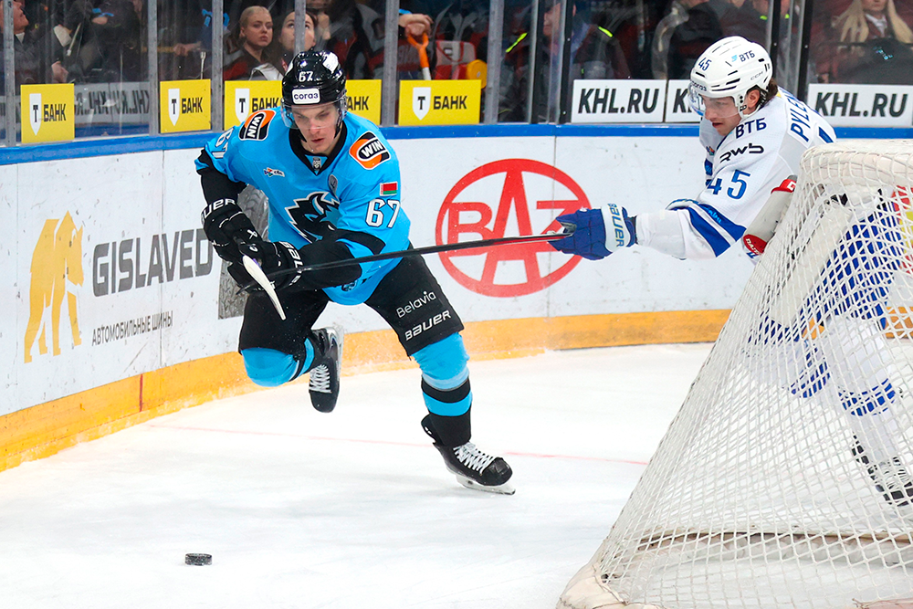 Все настроились на серьезную борьбу. В первом матче серии минчане обыграли москвичей 3:1.