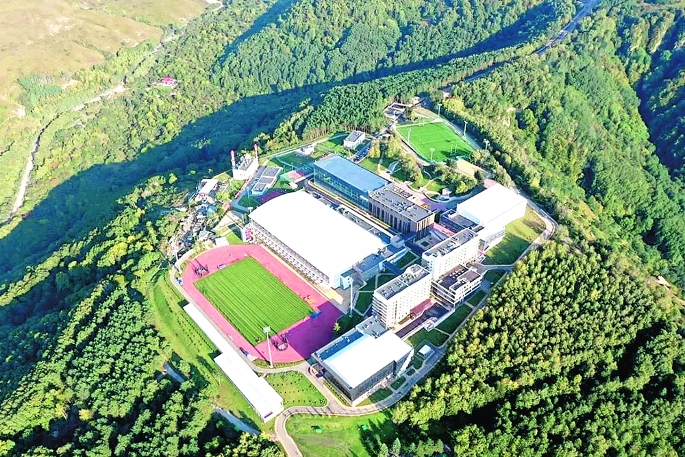 Расположенная на высоте 1240 метров база стала одной из самых востребованных в стране для тренировок атлетов разных видов спорта