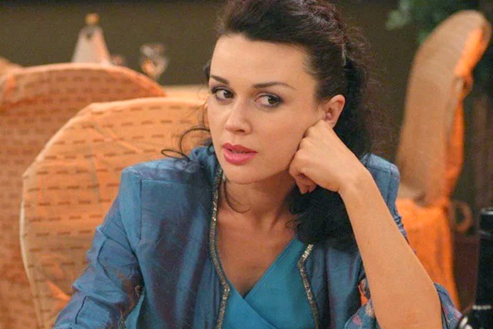 Комедийный сериал "Моя прекрасная няня" принес Анастасии Заворотнюк всенародную любовь.