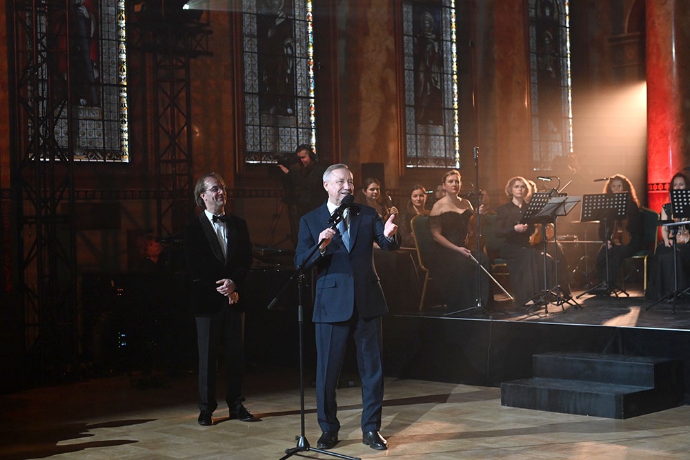 На открытии концертного зала выступил губернатор Петербурга Александр Беглов.