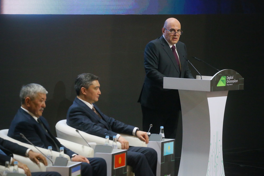 Россия готова делиться с друзьями и соседями наработками в сфере цифровизации, заявил Михаил Мишустин.