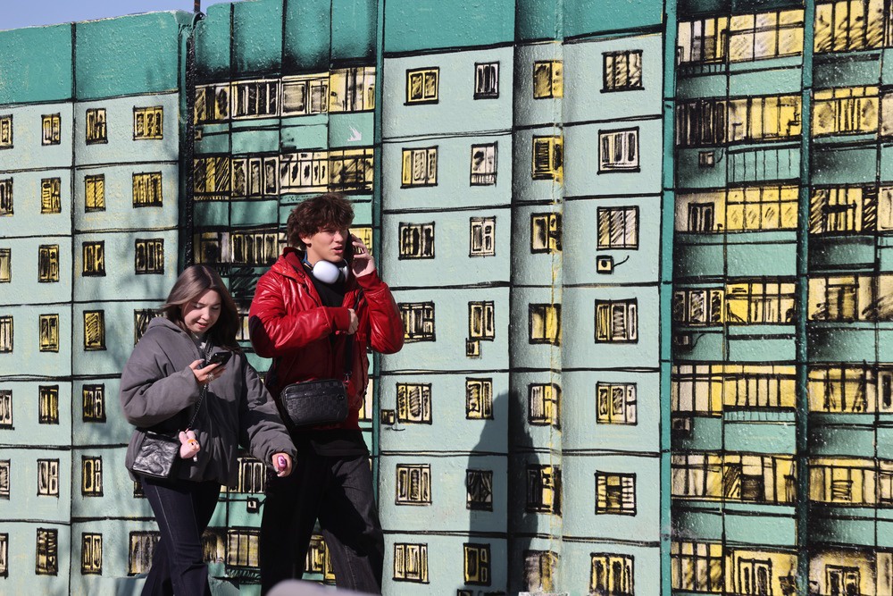 Люди не готовы массово вкладываться в недвижимость, пока стоимость денег остается высокой.