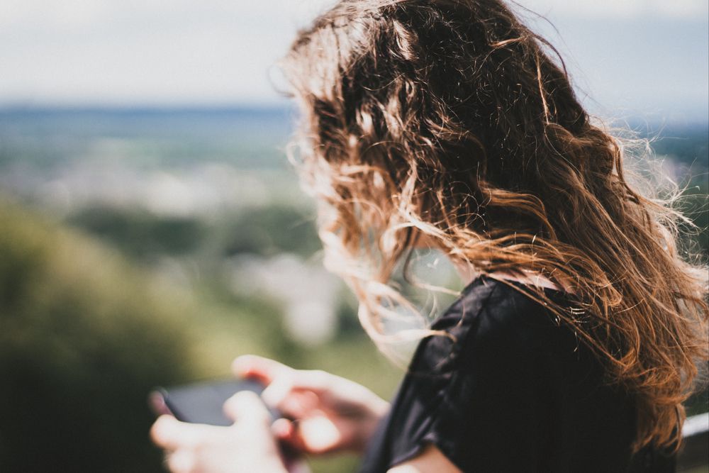 Китайские ученые утверждают, что зависимость от смартфона меняет структуру мозга