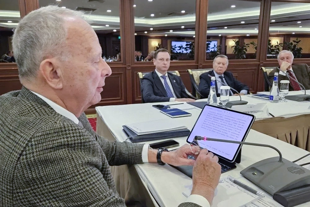 Дискуссии прошли в рабочей группе СМИ форума "Петербургский диалог".