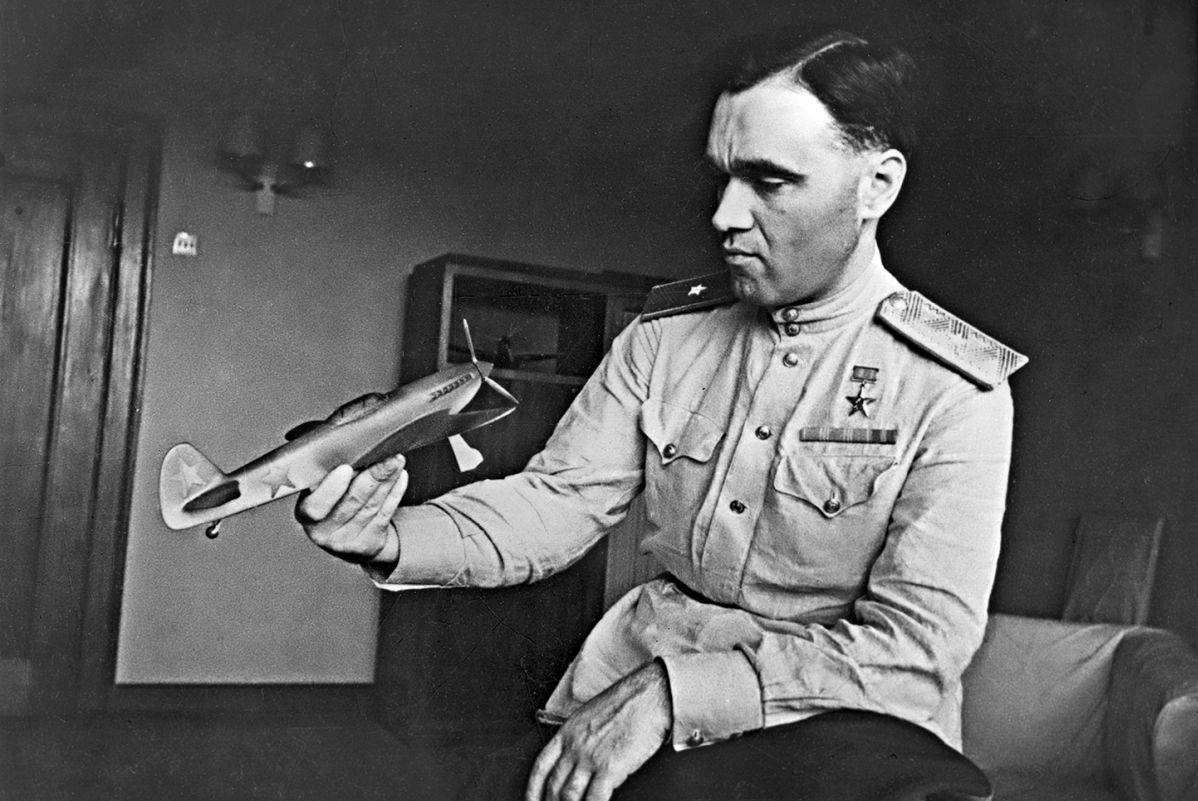 Александр Сергеевич Яковлев.