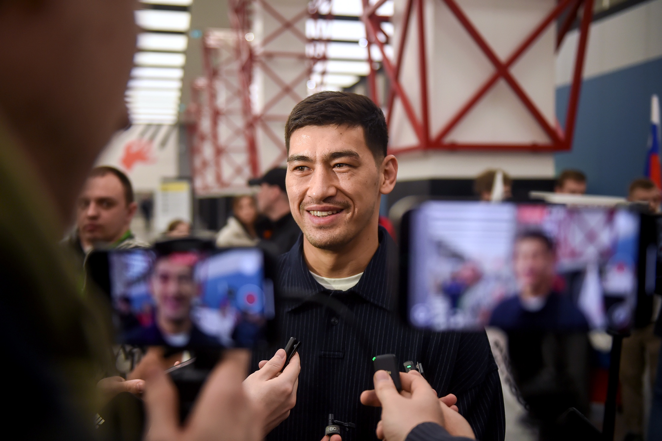 Дмитрий Бивол. Дмитрий Бивол.