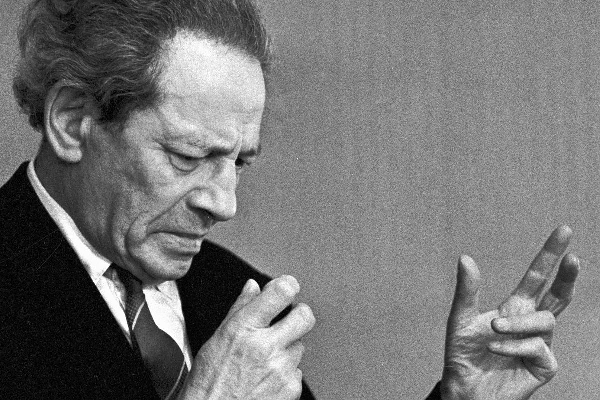 Сам Мессинг всегда подчеркивал, что его способности не имеют под собой "чудесной и мистической" составляющих.
