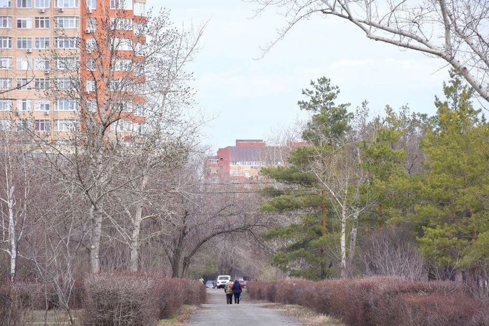 Имя политика присвоено скверу на пересечении улиц Новой и Терешковой. Имя политика присвоено скверу на пересечении улиц Новой и Терешковой.