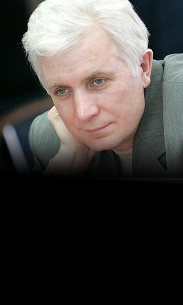 Александр Емельяненков