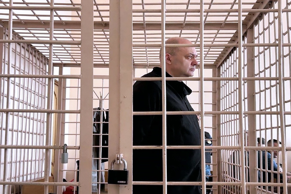 Бывший курский губернатора Алексей Смирнов осужден за взяточничество.