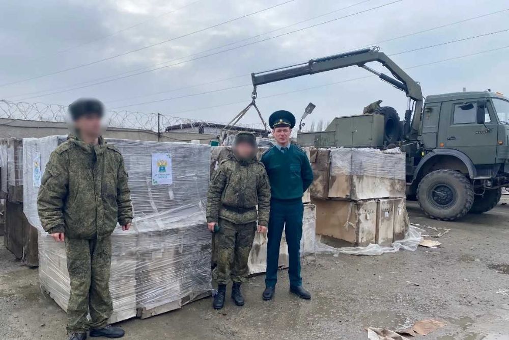 Представителям Минобороны была передана партия мототехники, которую незаконно ввезли в Россию из Казахстана Представителям Минобороны была передана партия мототехники, которую незаконно ввезли в Россию из Казахстана