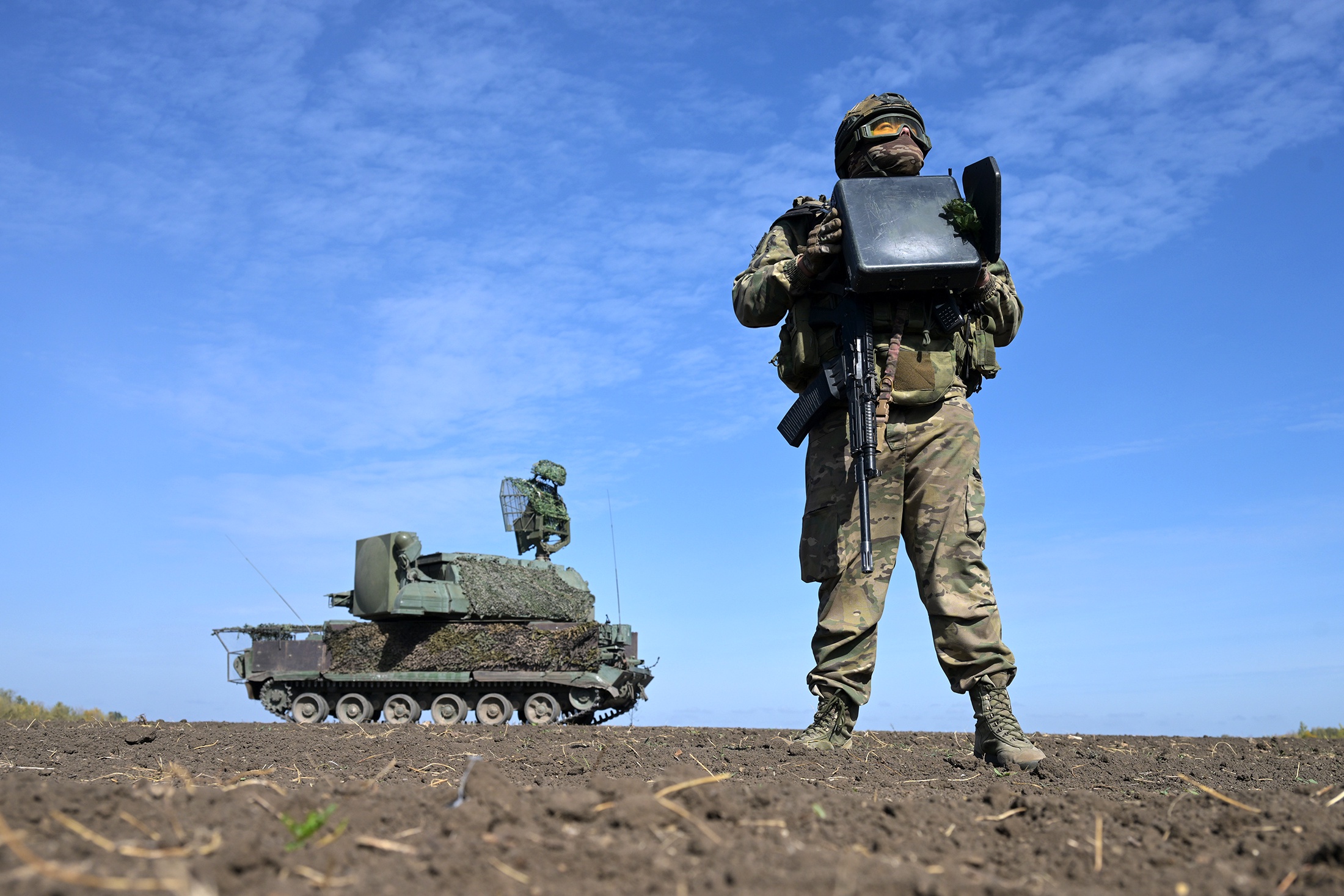 ЗРК "Тор" успешно поражает ракеты ATACMS. Также наши расчеты подобрали ключик и к ракетам Storm Shadow.