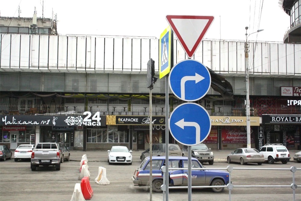 По состоянию на 21 марта этого года в адрес проекта "Дорожные ловушки" поступило 1969 сообщений.