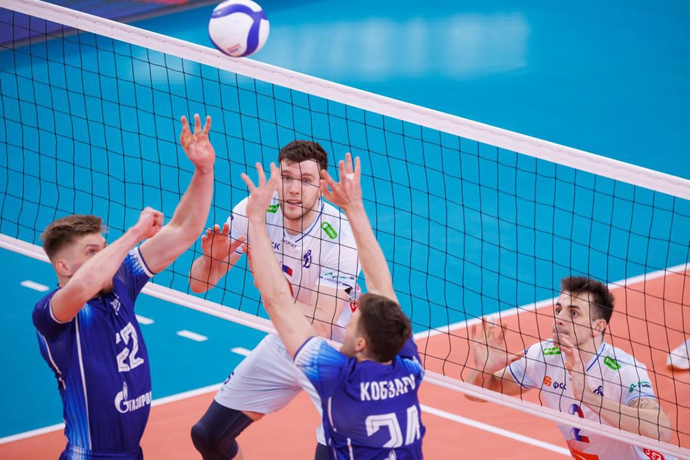 Момент третьего матча "Динамо" М - "Зенит" СПб (3:1). Момент третьего матча "Динамо" М - "Зенит" СПб (3:1).