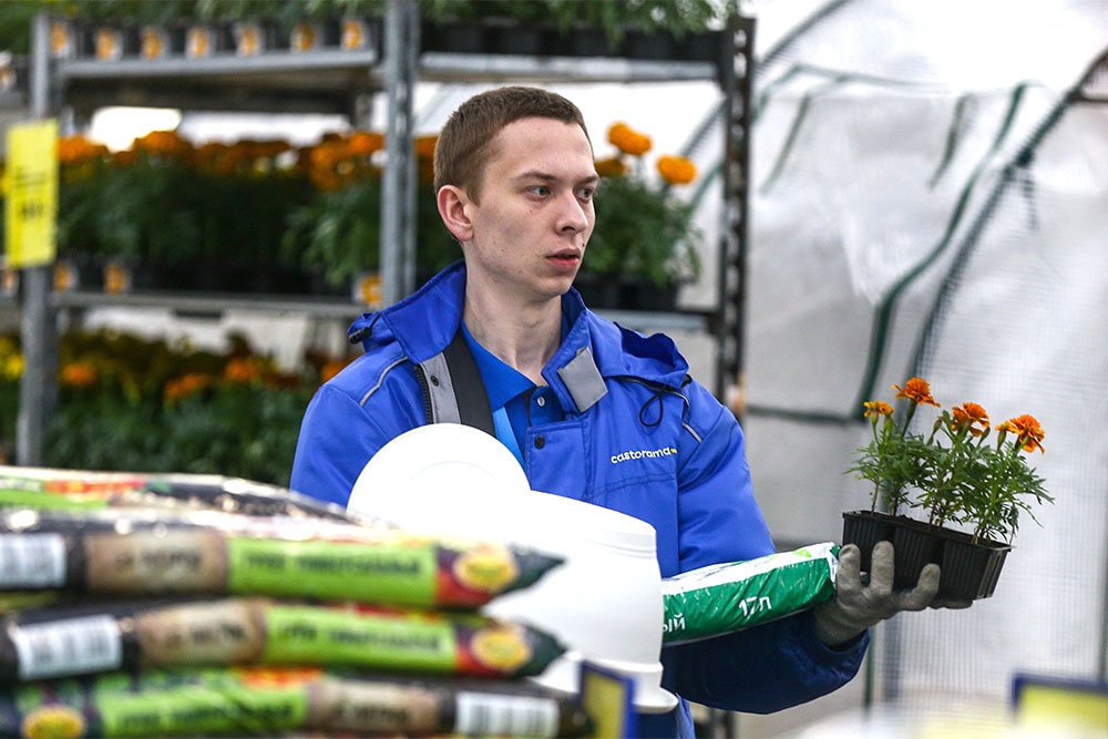 В этом году, как отмечают эксперты, высокий спрос на цветы.
