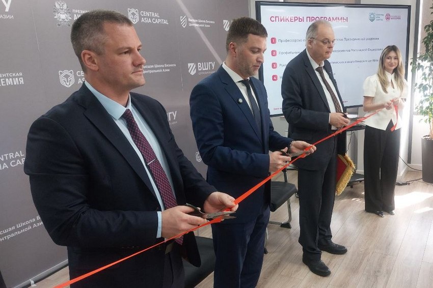 Открытие школы госуправления - пример успешного сотрудничества между Кыргызстаном и Россией в сфере образования.