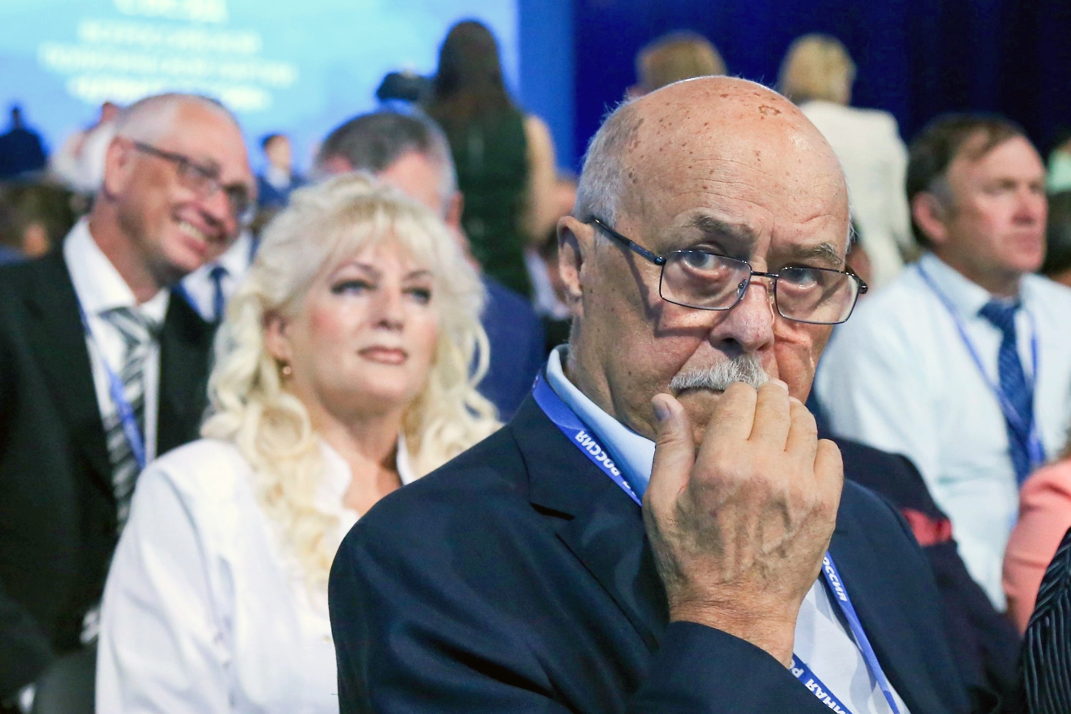 Председатель комитета Госдумы РФ по культуре, режиссер Станислав Говорухин на съезде партии "Единая Россия" в ЦВЗ "Манеж" в Москве. 2016 год.