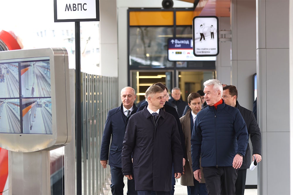 Одними из первых новый городской вокзал оценили Олег Белозеров и Сергей Собянин.