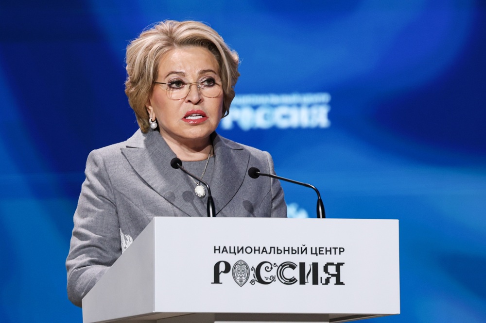 Валентина Матвиенко: Любое градостроительное решение нужно сопоставлять с тем, как это отразится на жизни и удобстве семей с детьми.