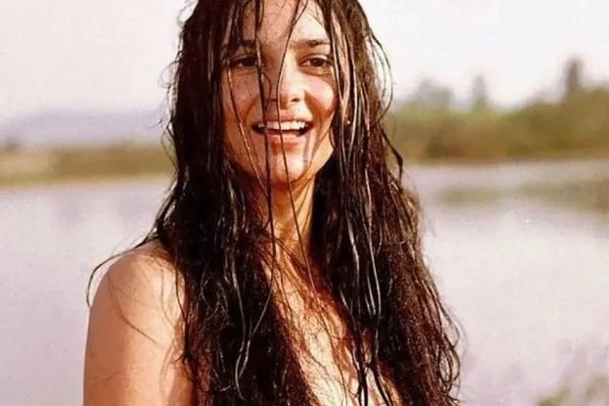 В сцене купания Светлана Тома снималась с оголенной грудью. Как она потом вспоминала, это было непросто.