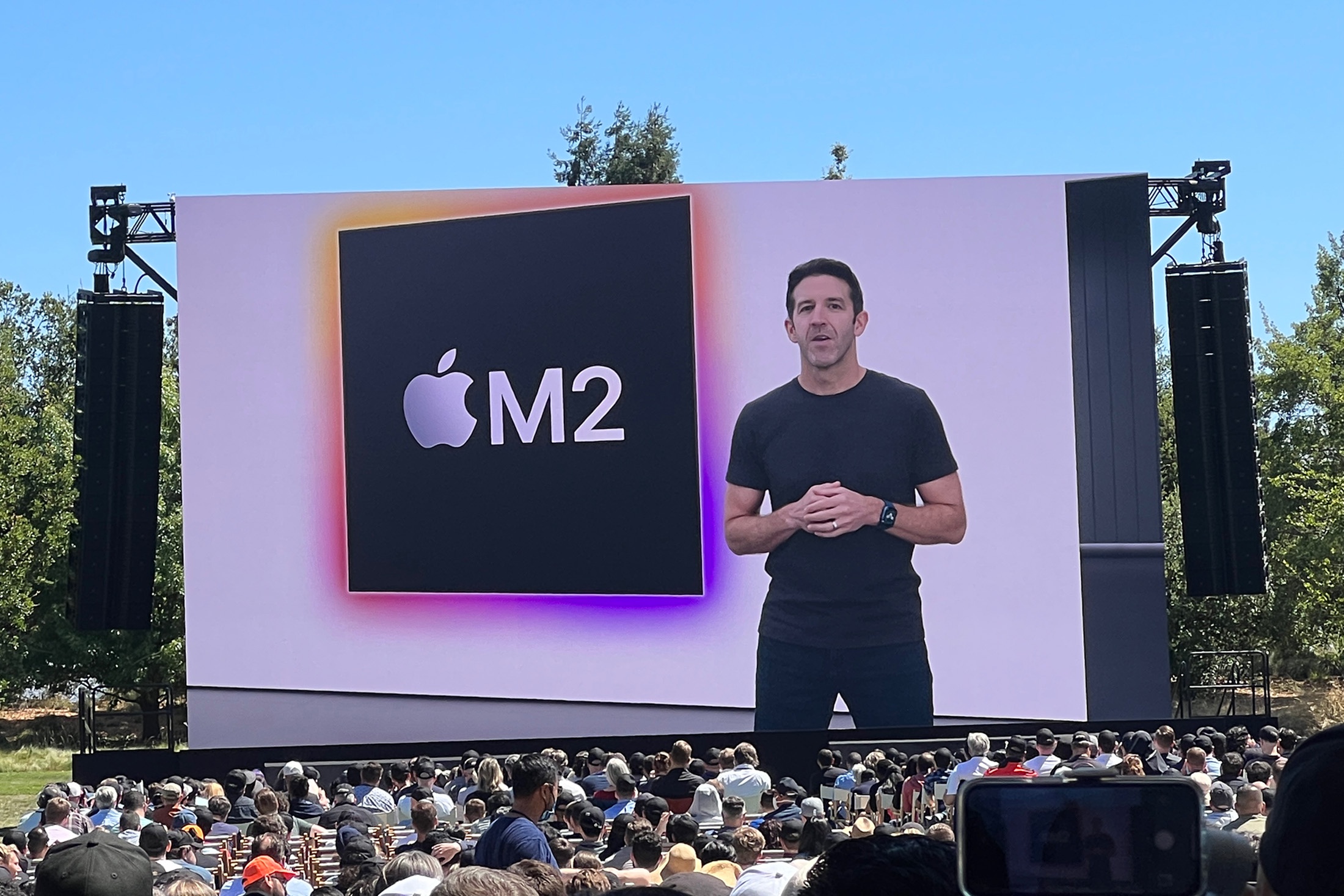 Тернуса нельзя назвать "политической пустышкой". Он просто непубличный человек.