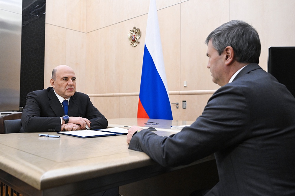 Михаил Мишустин попросил Алексея Комиссарова держать обучение наших защитников на особом контроле.