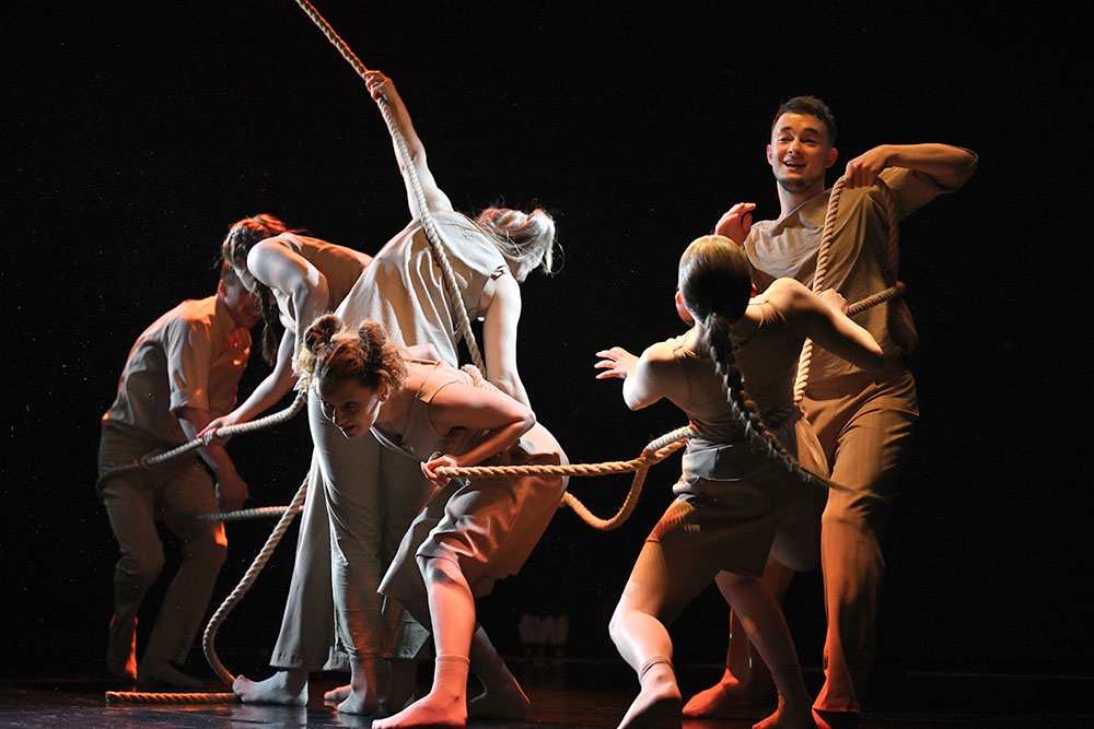 Спектакль "Хрупкость".