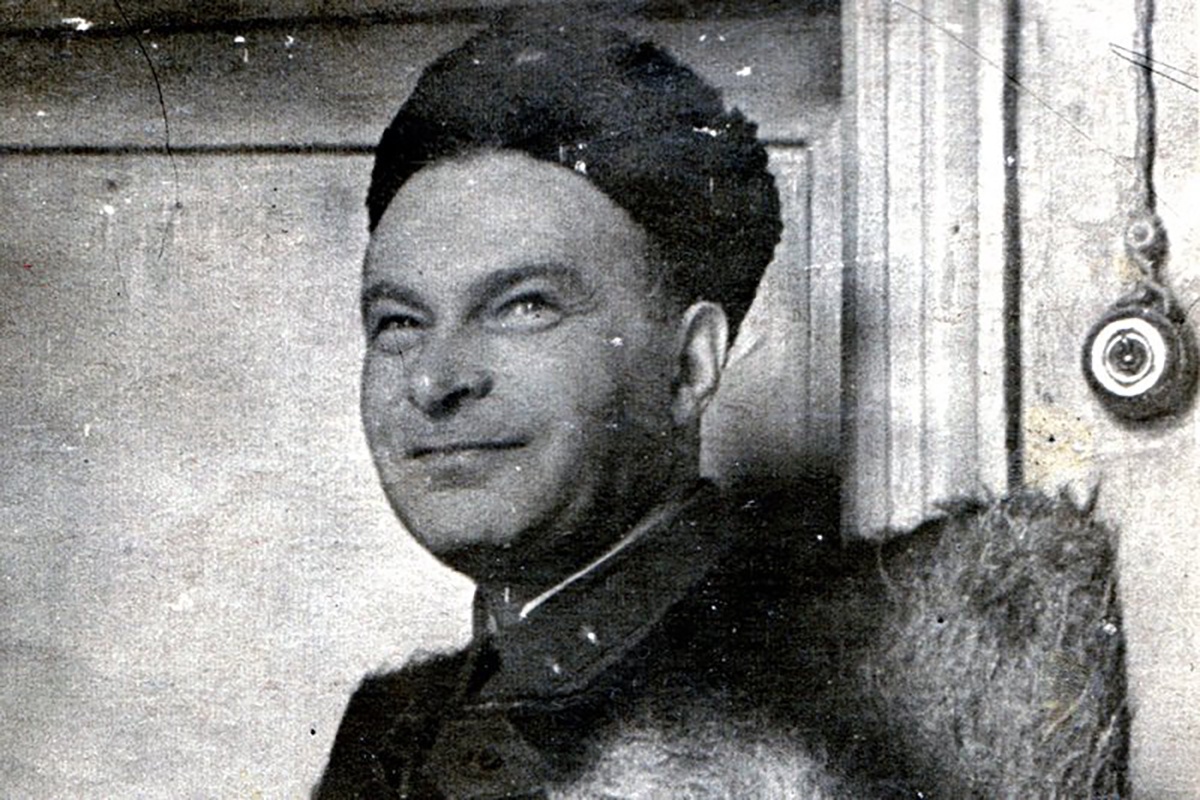 Николай Селивановский в дни Сталинградской битвы, 1942 год.