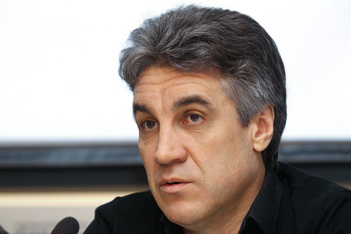 У Алексея Пиманова не выдержало сердце. Ему было 64 года. 