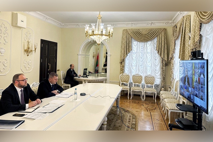  В посольстве Беларуси обсудили выполнение поставок в РФ экспортных товаров 