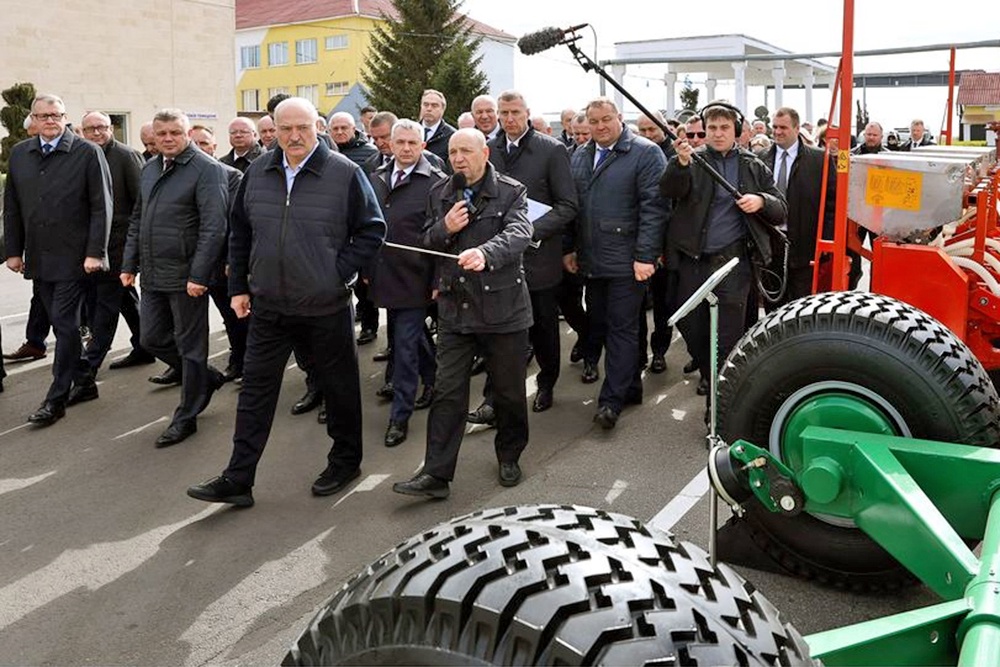  Стартовала большая командировка Лукашенко в Гомельскую область 