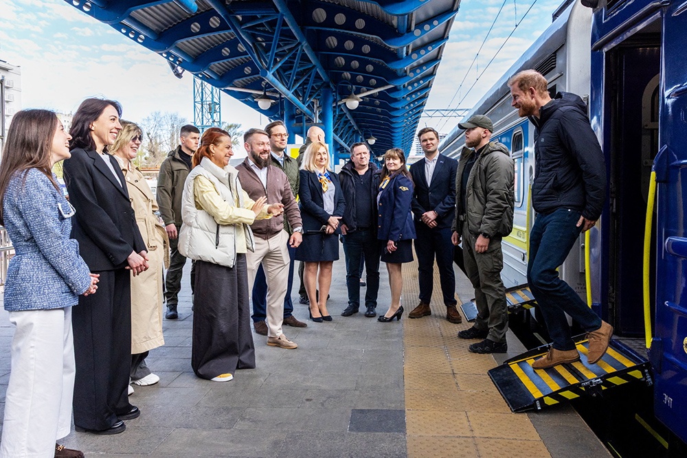  Трамп ответил на критику принца Гарри по урегулированию конфликта на Украине 